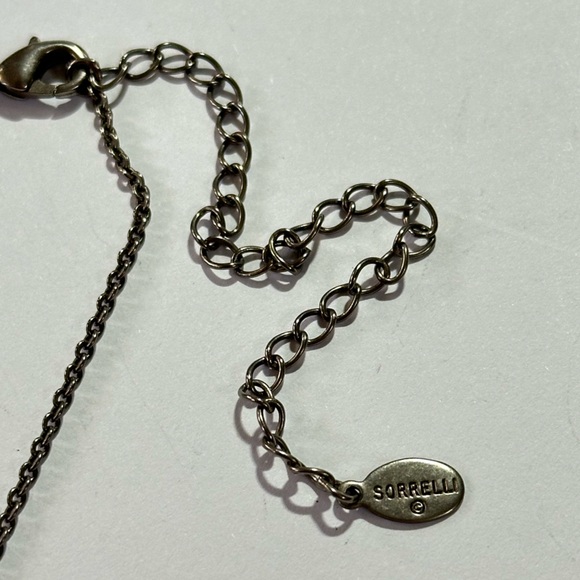 Sorrelli Petite Minimalist Necklace with Blank Disc Dangle - Picture 3 of 4